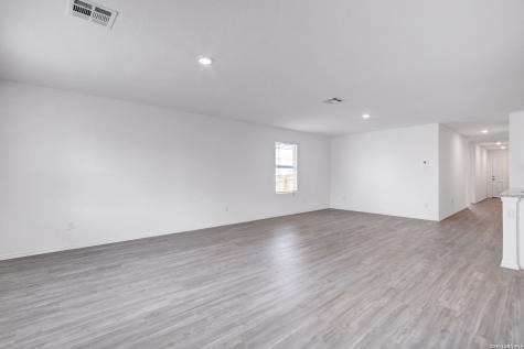 15003 Greenfield Mill San Antonio TX 78254