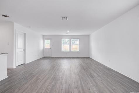 15003 Greenfield Mill San Antonio TX 78254