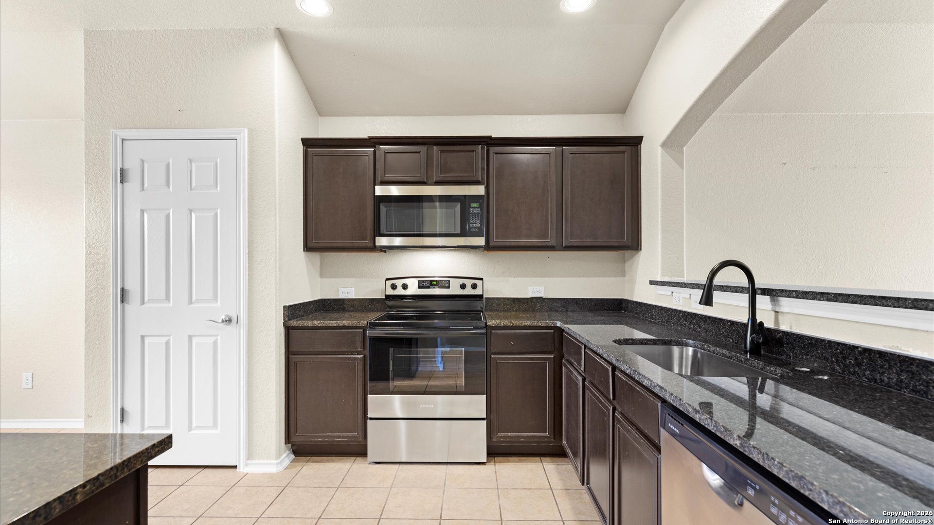 7411 Hazel Cove San Antonio TX 78242