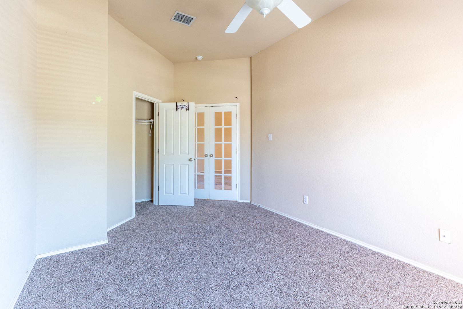 906 Ashbury Bluff San Antonio TX 78245