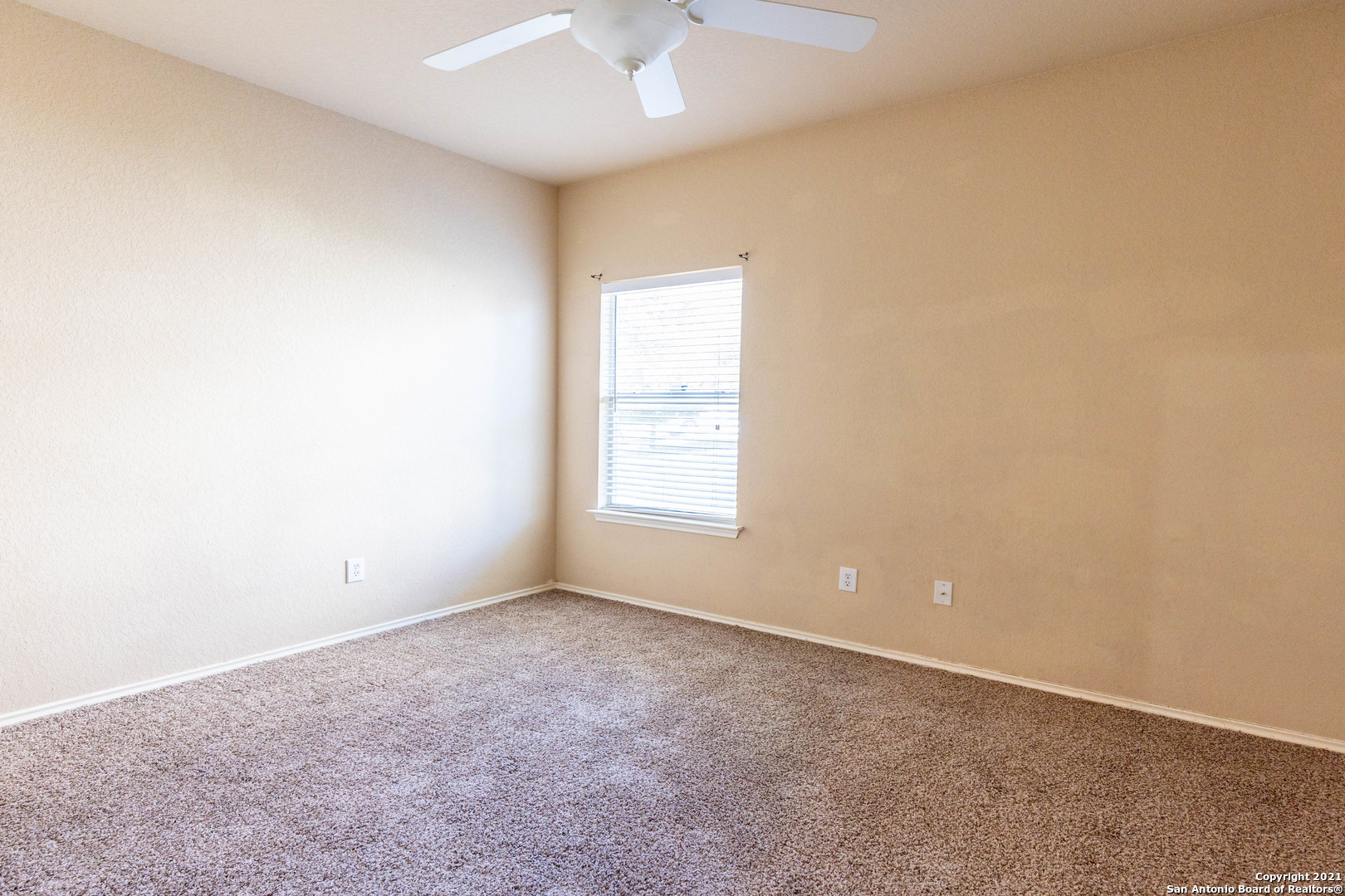 906 Ashbury Bluff San Antonio TX 78245