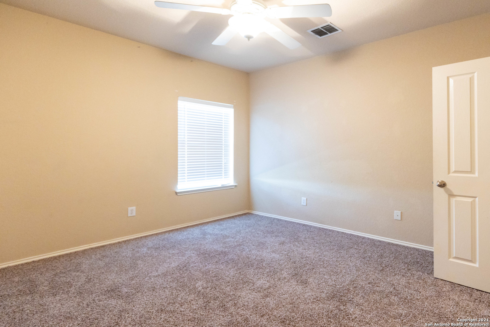 906 Ashbury Bluff San Antonio TX 78245