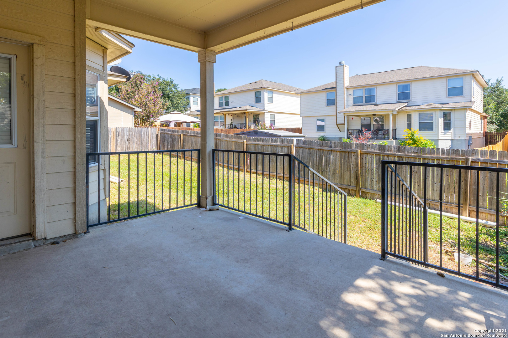 906 Ashbury Bluff San Antonio TX 78245