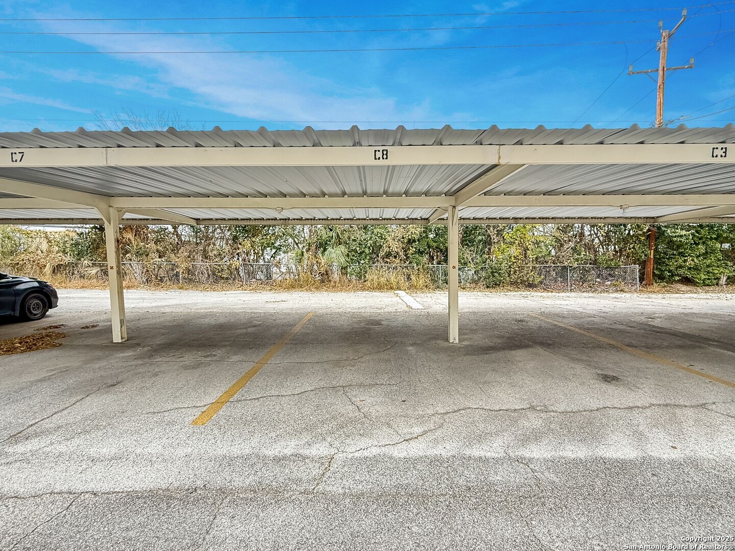 223 W Silver Sands Drive San Antonio TX 78216