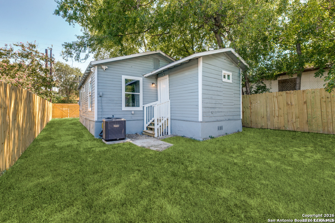 2017 Lyons San Antonio TX 78207
