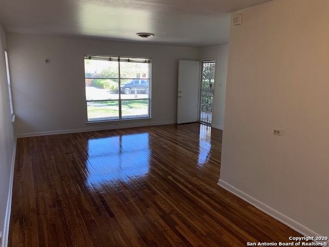 222 E Lullwood Avenue #220 San Antonio TX 78212