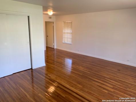 222 E Lullwood Avenue #220 San Antonio TX 78212