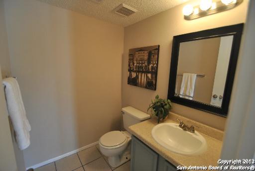 8350 Longhorn Ridge Converse TX 78109
