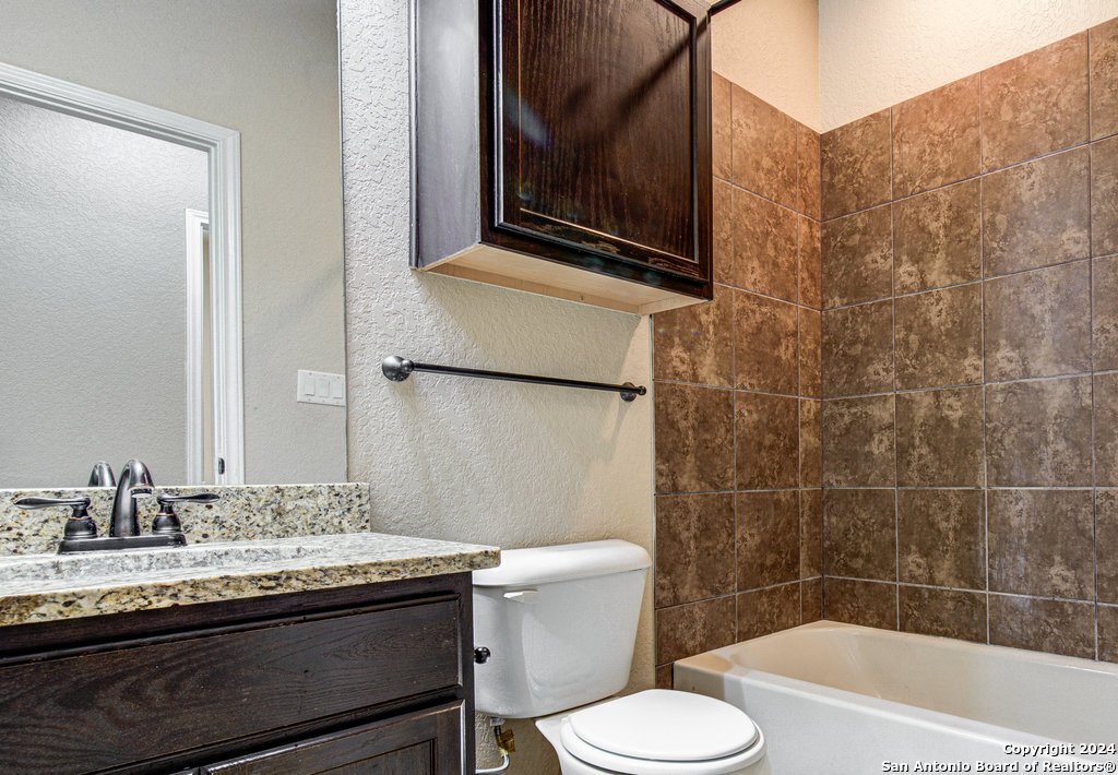 1042 Carolyn Cove New Braunfels TX 78130
