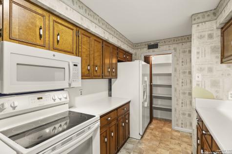162 Amistad Universal City TX 78148