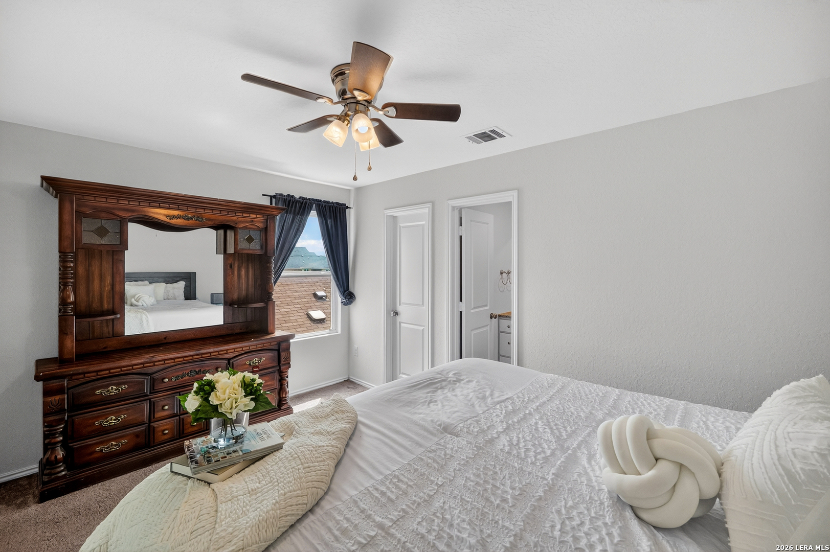 8183 Nube Medina San Antonio TX 78252