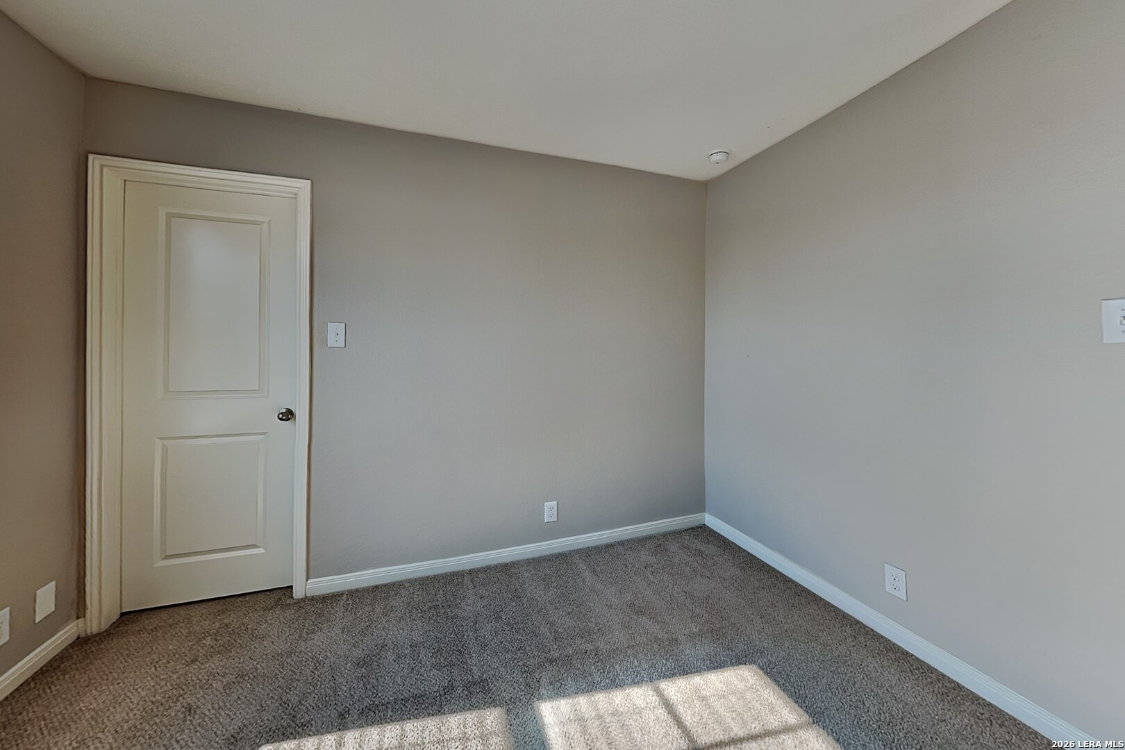 4945 Hallies Garden St Hedwig TX 78152