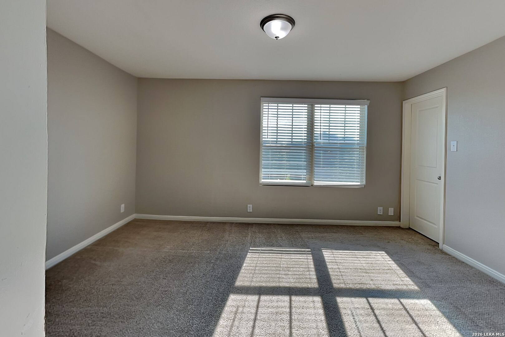 4945 Hallies Garden St Hedwig TX 78152