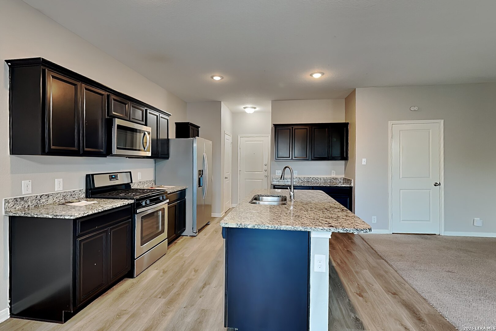 4945 Hallies Garden St Hedwig TX 78152