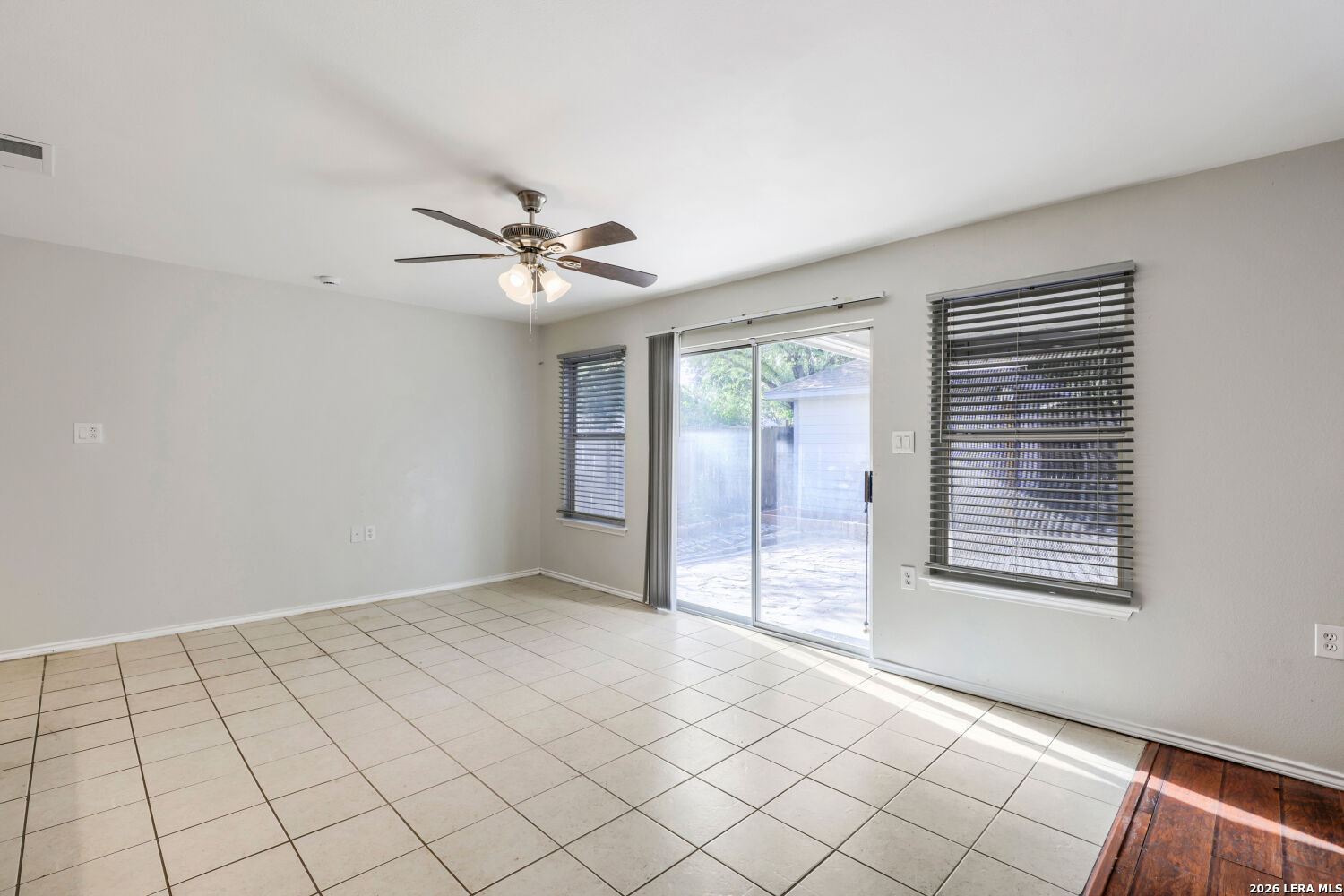 5727 Spring Heights San Antonio TX 78247