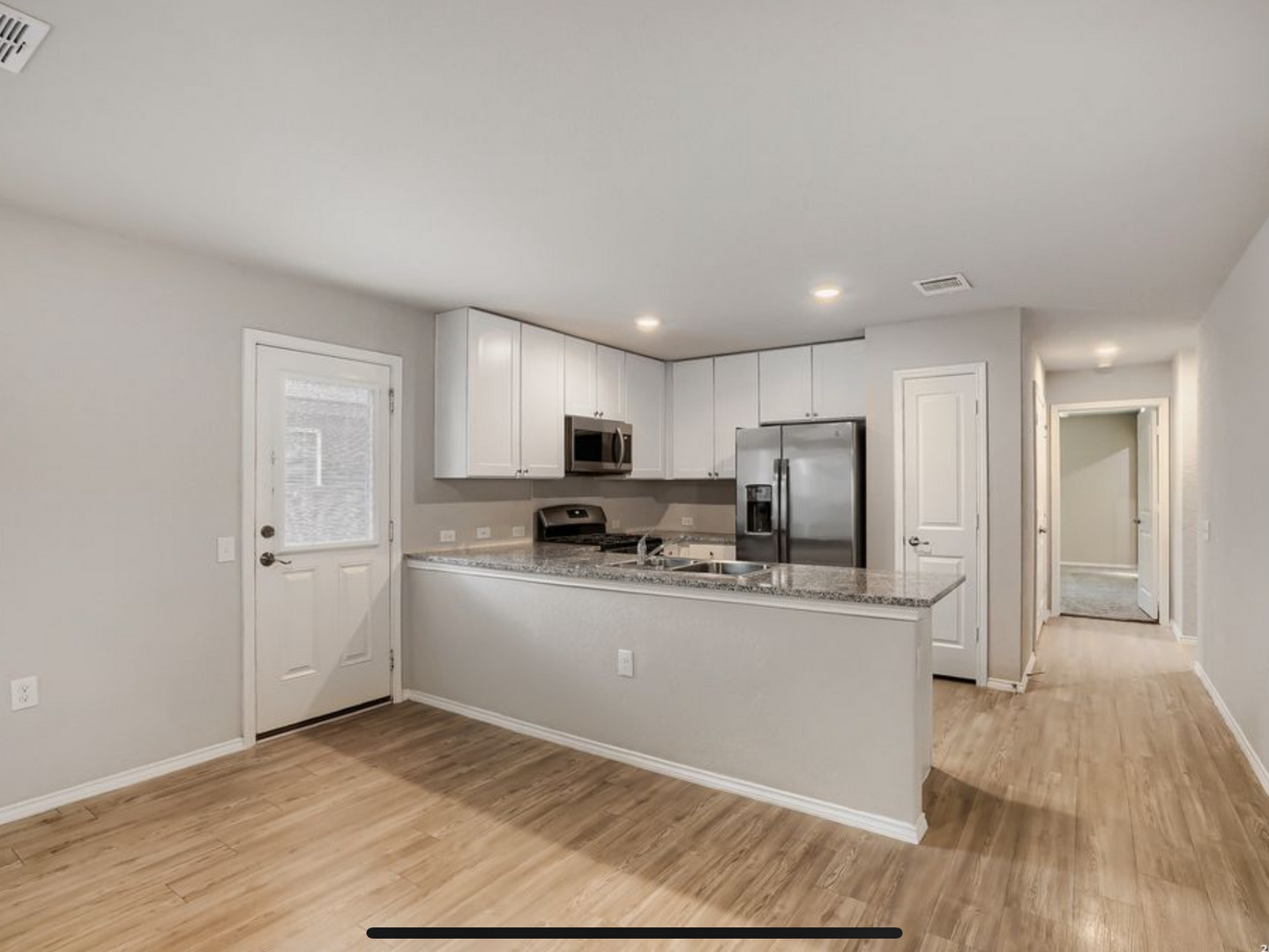 7231 Lavaca Bluff San Antonio TX 78218