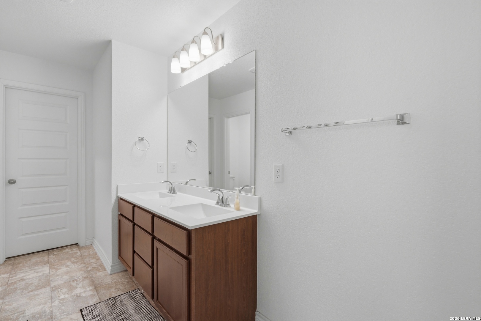 3243 Comanche Crossing San Antonio TX 78224