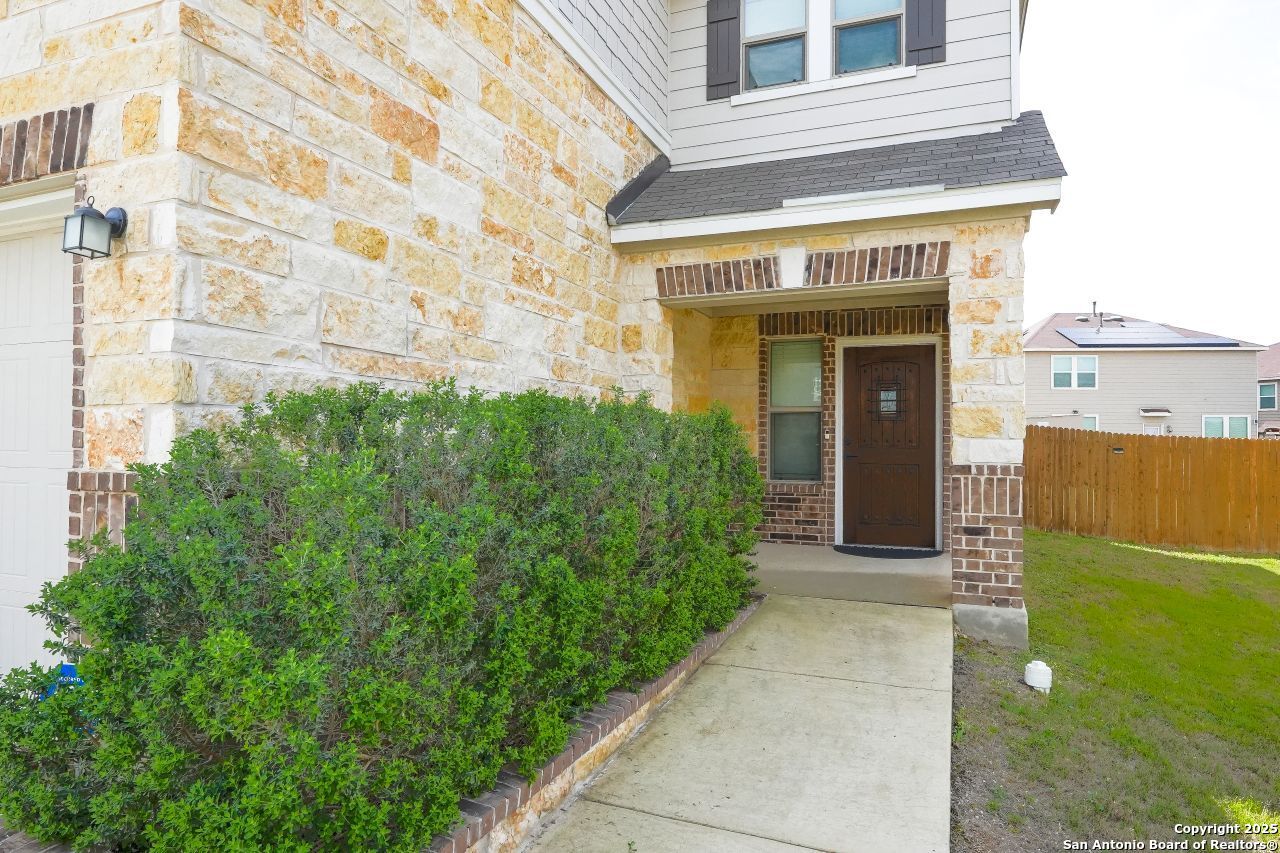 5527 Castle Brook Drive San Antonio TX 78218