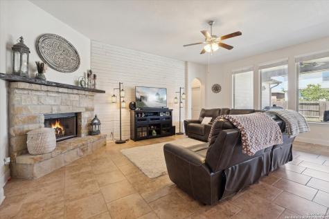 1614 Sun Canyon Boulevard New Braunfels TX 78130