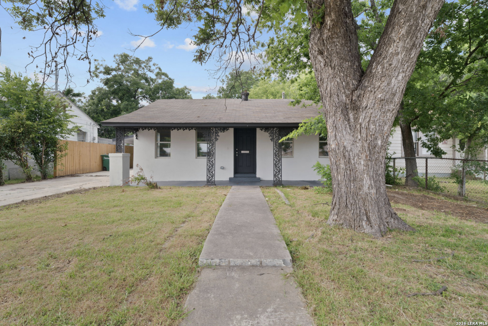 1627 W Mariposa Drive San Antonio TX 78201