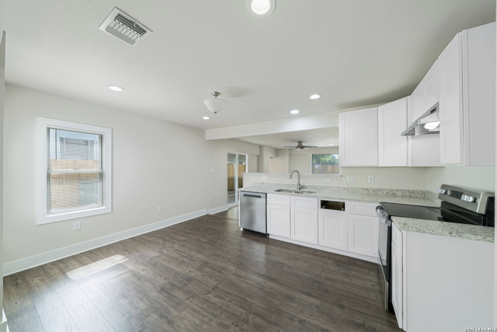 1627 W Mariposa Drive San Antonio TX 78201