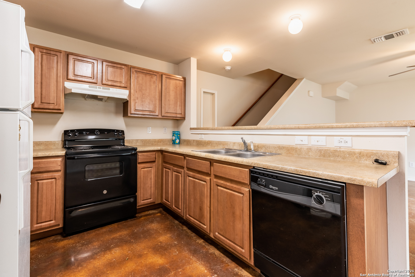 5018 Summit Pass San Antonio TX 78229
