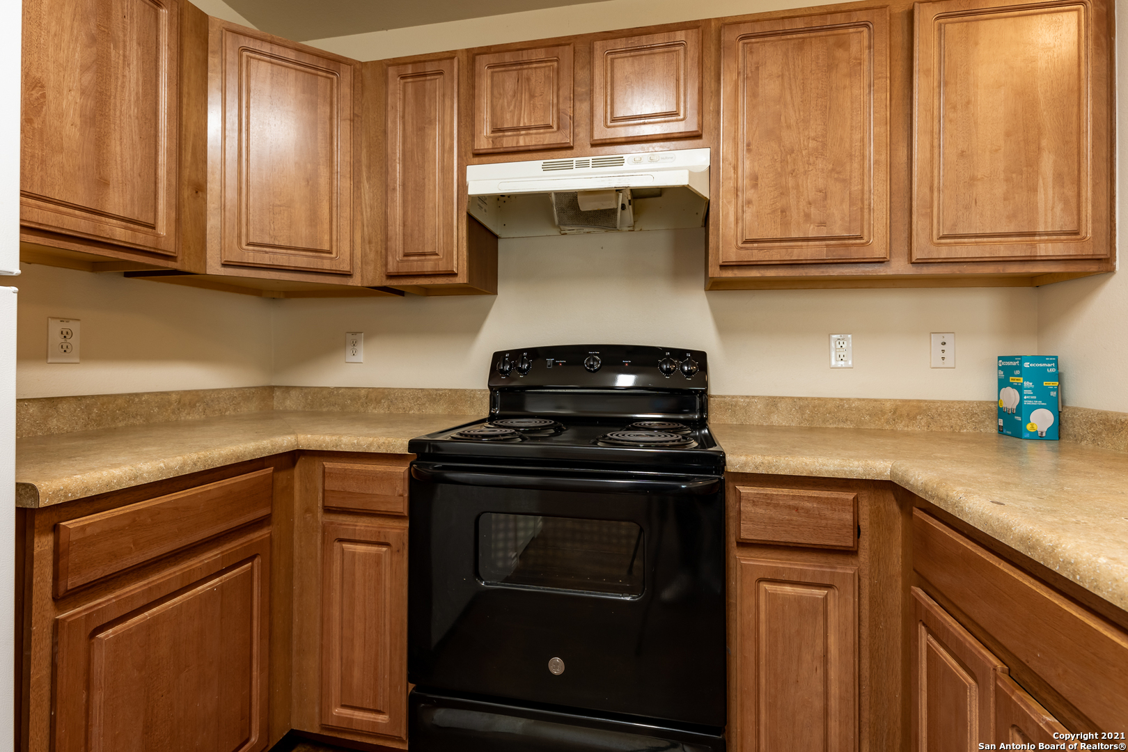 5018 Summit Pass San Antonio TX 78229