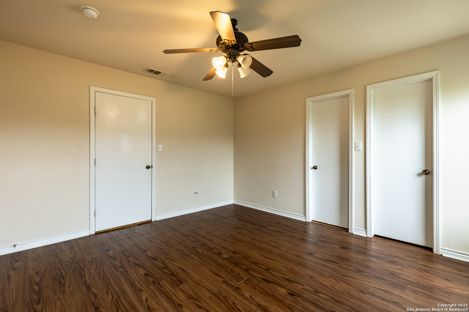 5018 Summit Pass San Antonio TX 78229