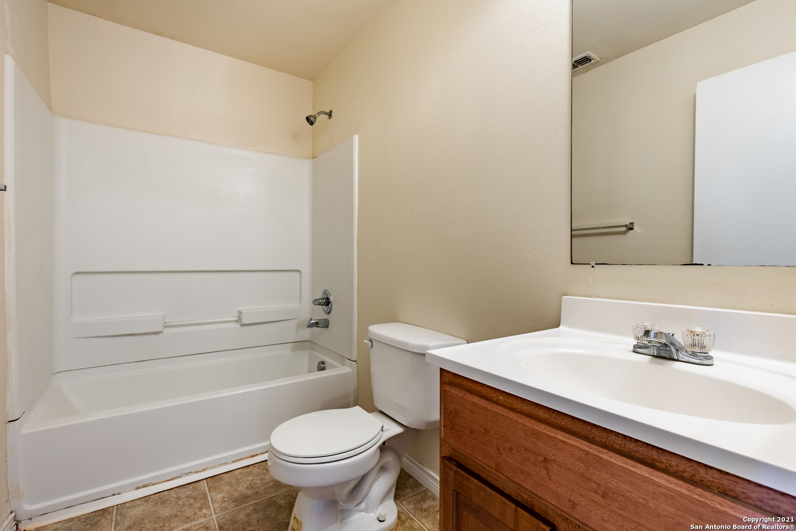 5018 Summit Pass San Antonio TX 78229
