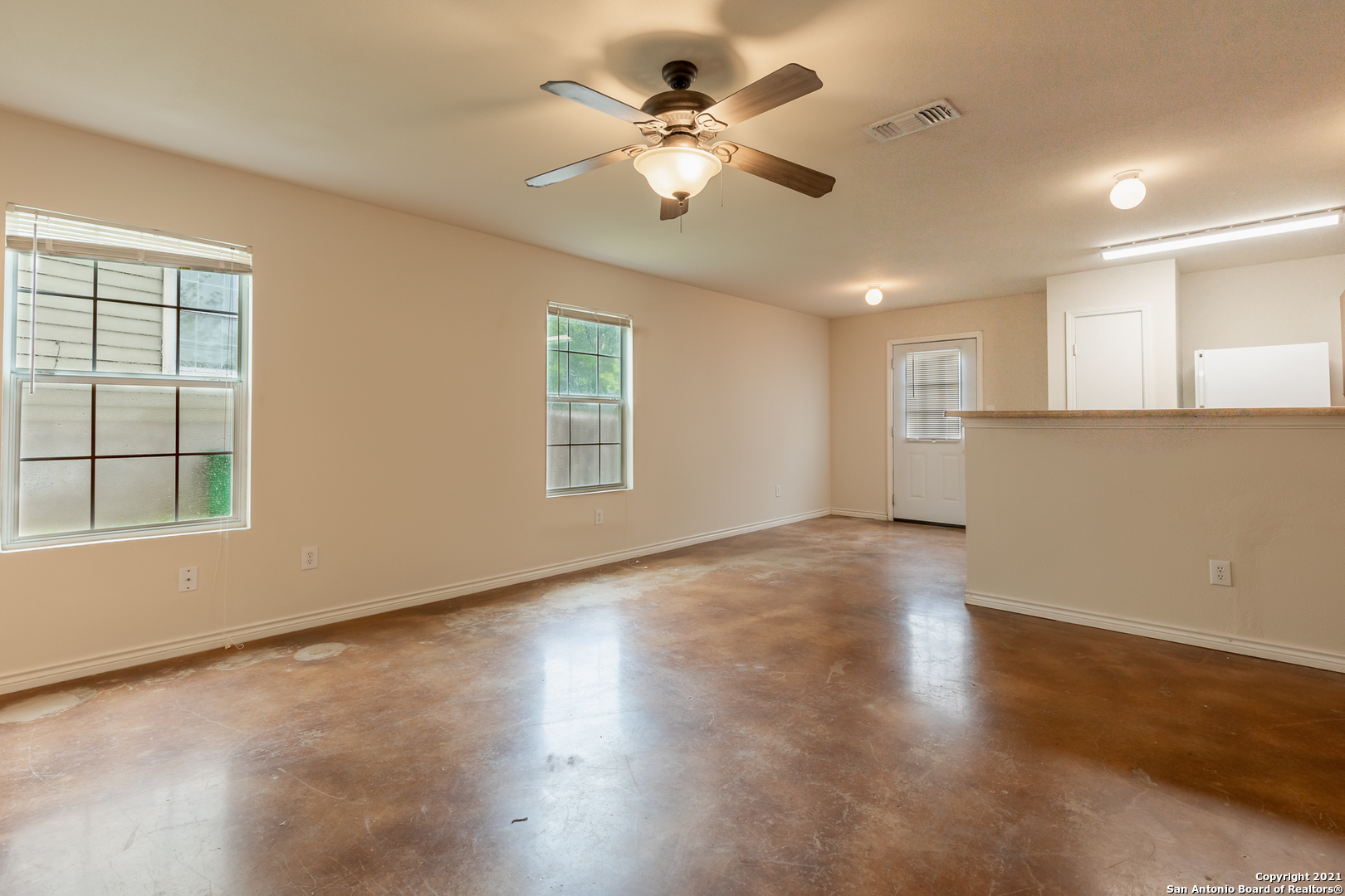5018 Summit Pass San Antonio TX 78229