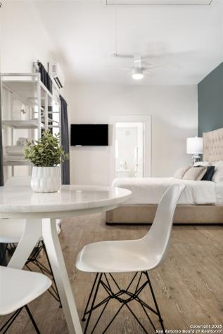302 E Cevallos San Antonio TX 78204