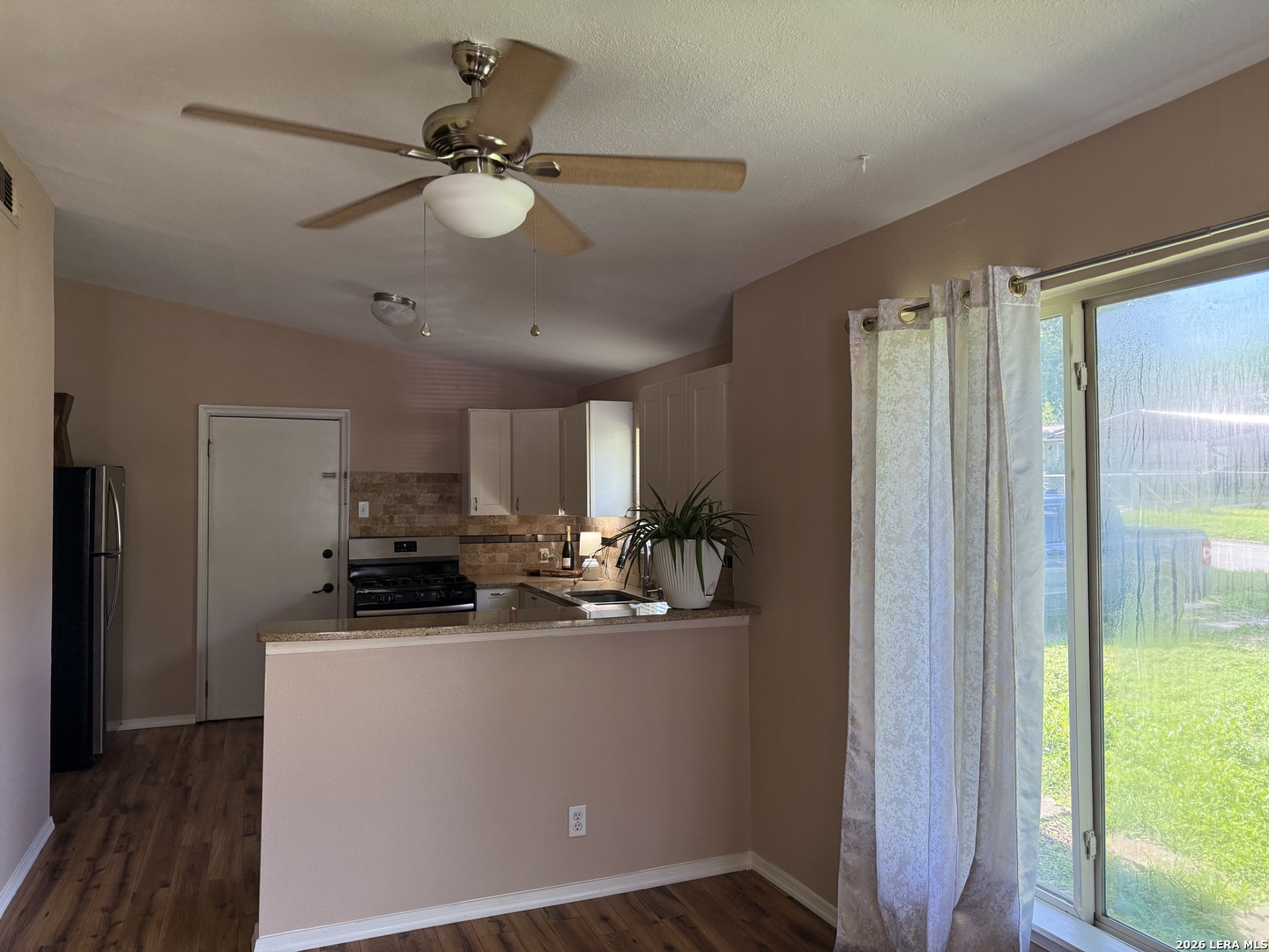 438 Sumner Drive San Antonio TX 78209