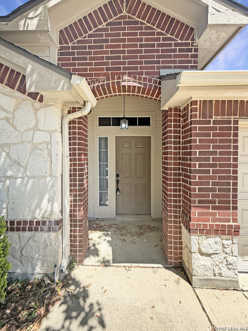 610 Point Spring San Antonio TX 78253