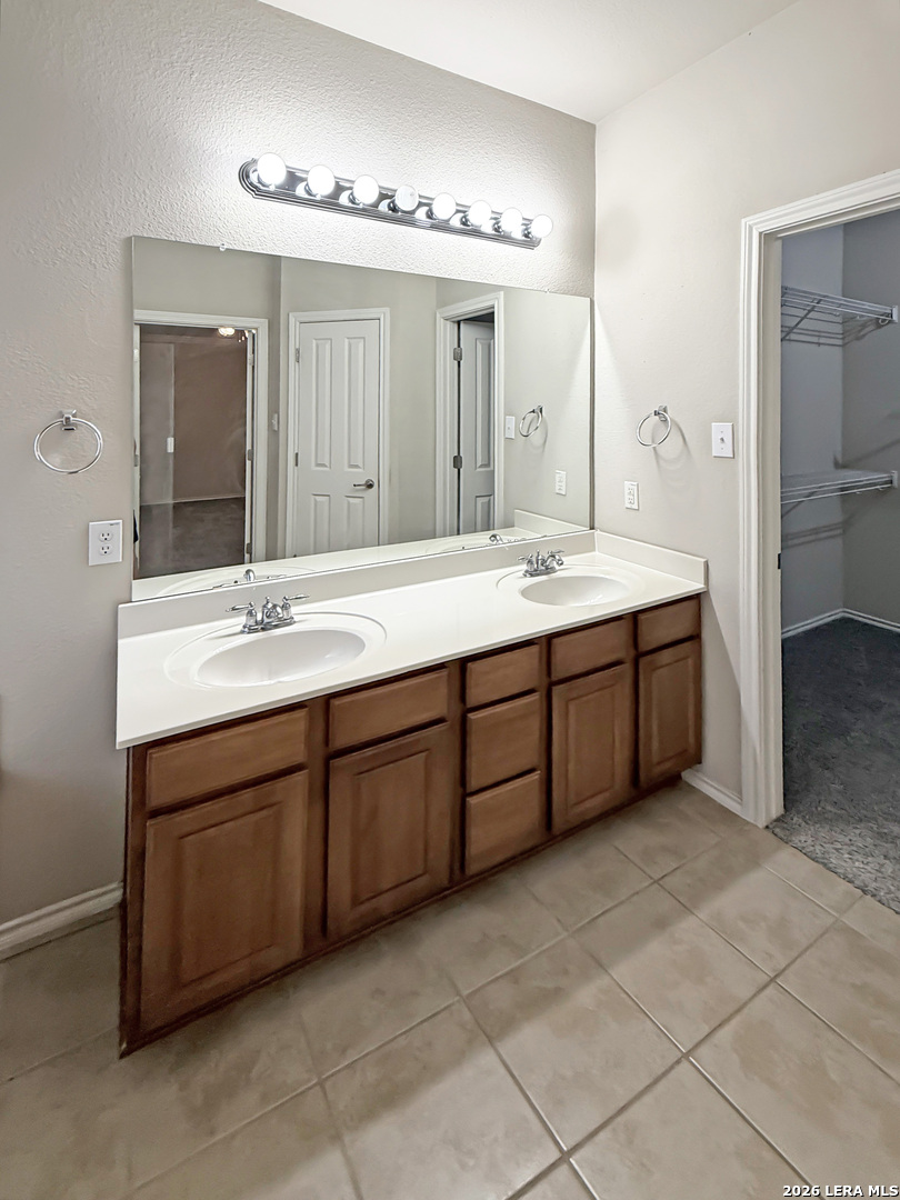 610 Point Spring San Antonio TX 78253