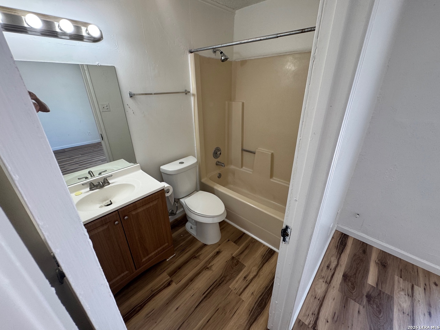 202 Ash Drive Converse TX 78109