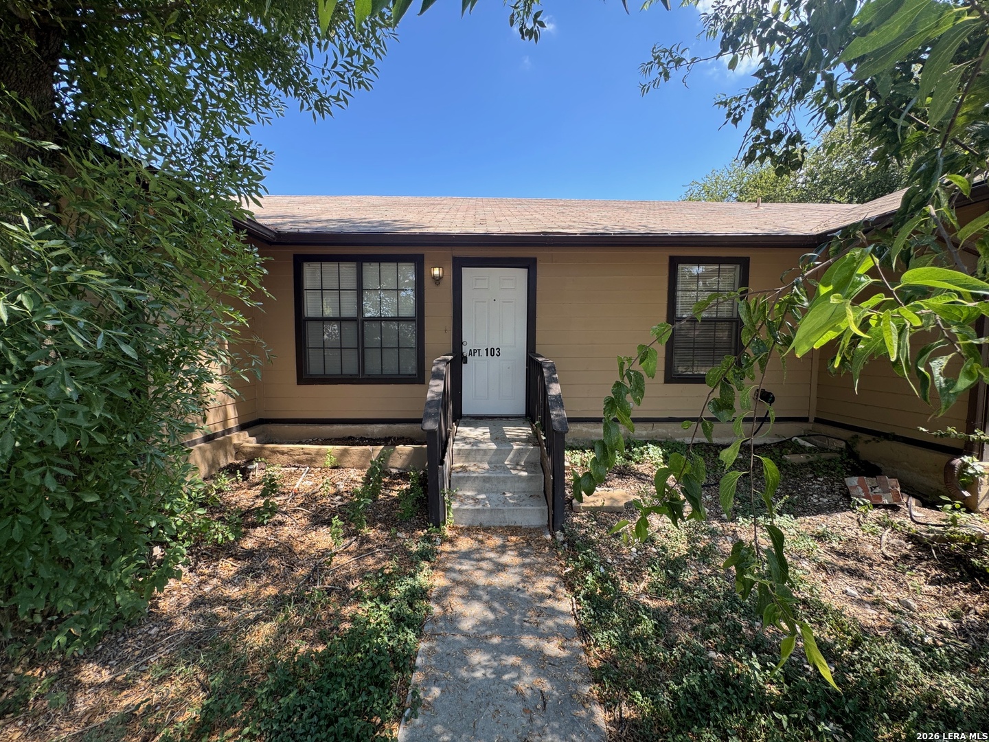 202 Ash Drive Converse TX 78109