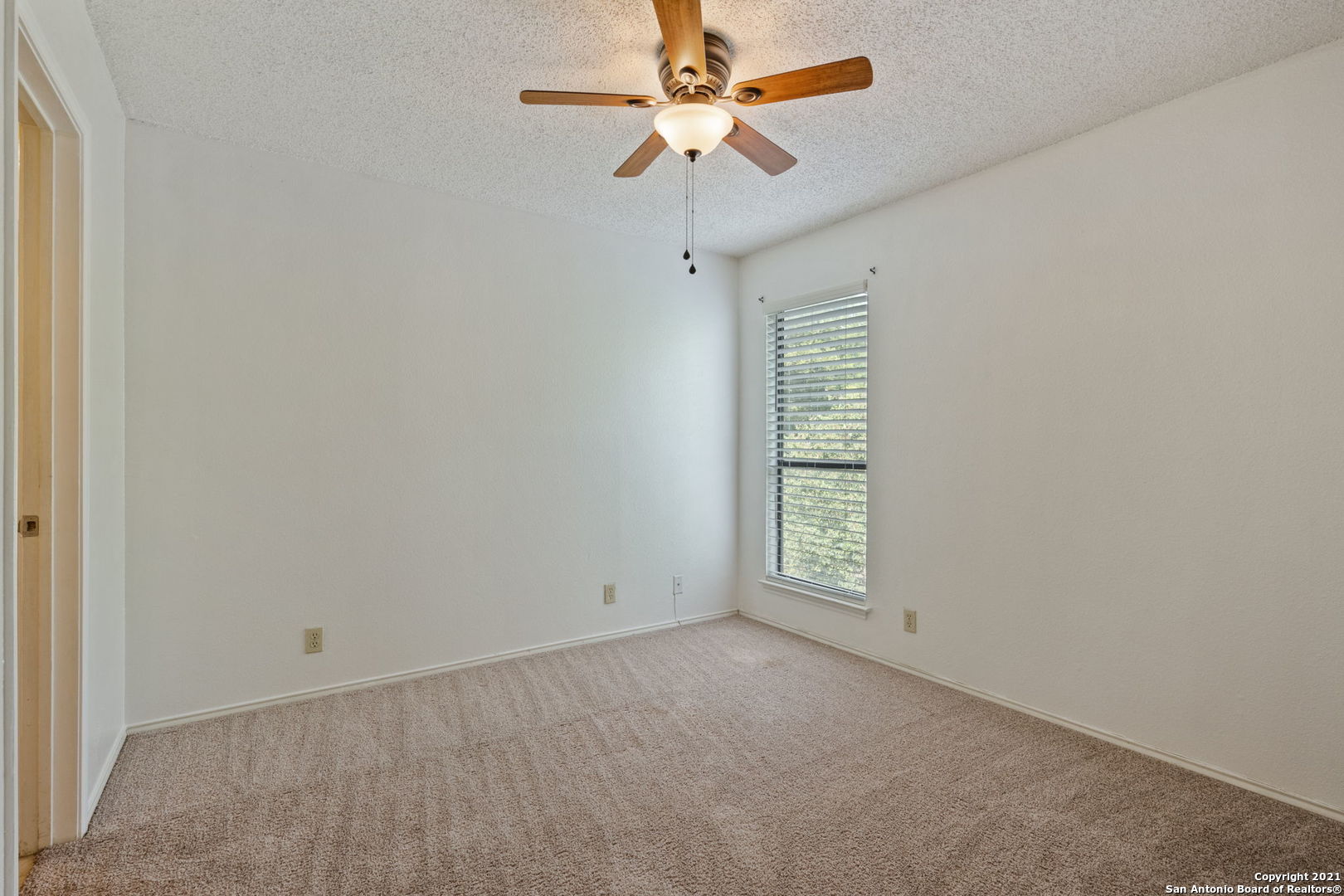 6406 Brook Cove San Antonio TX 78240