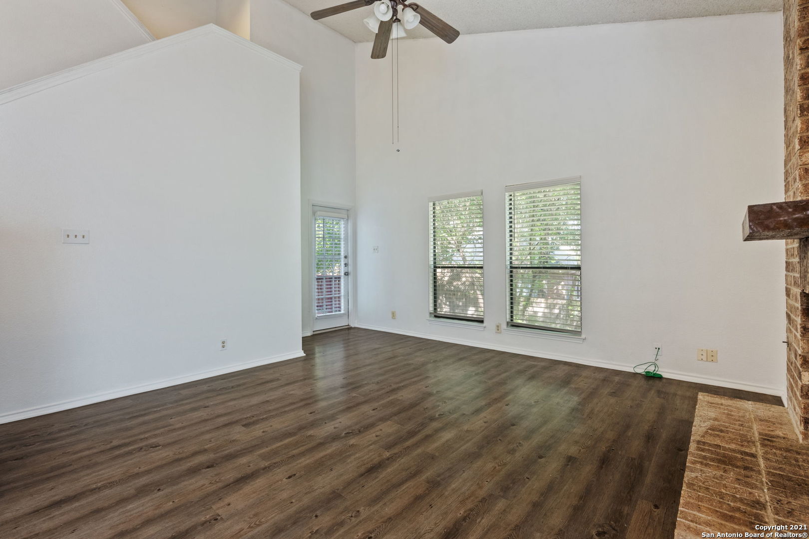 6406 Brook Cove San Antonio TX 78240
