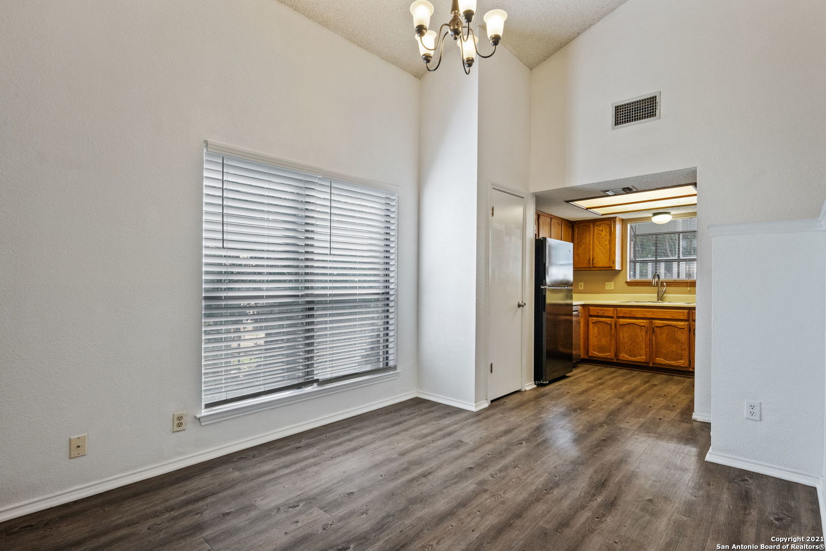 6406 Brook Cove San Antonio TX 78240