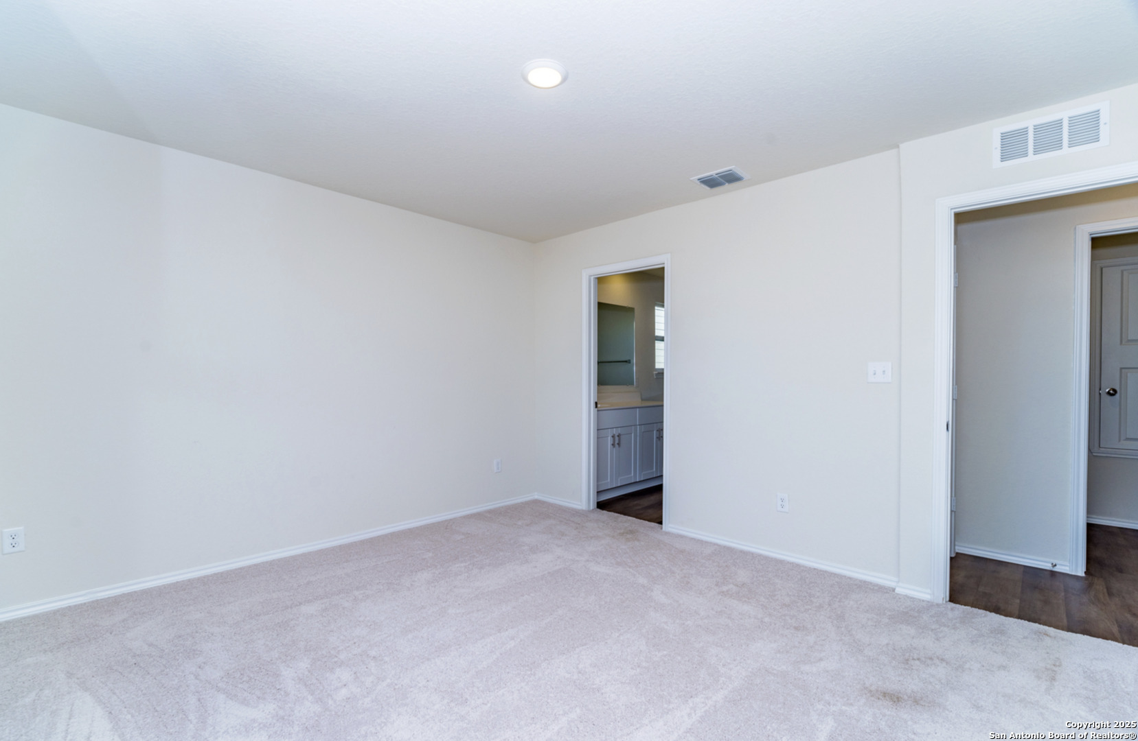 5911 Rolling Glen San Antonio TX 78218
