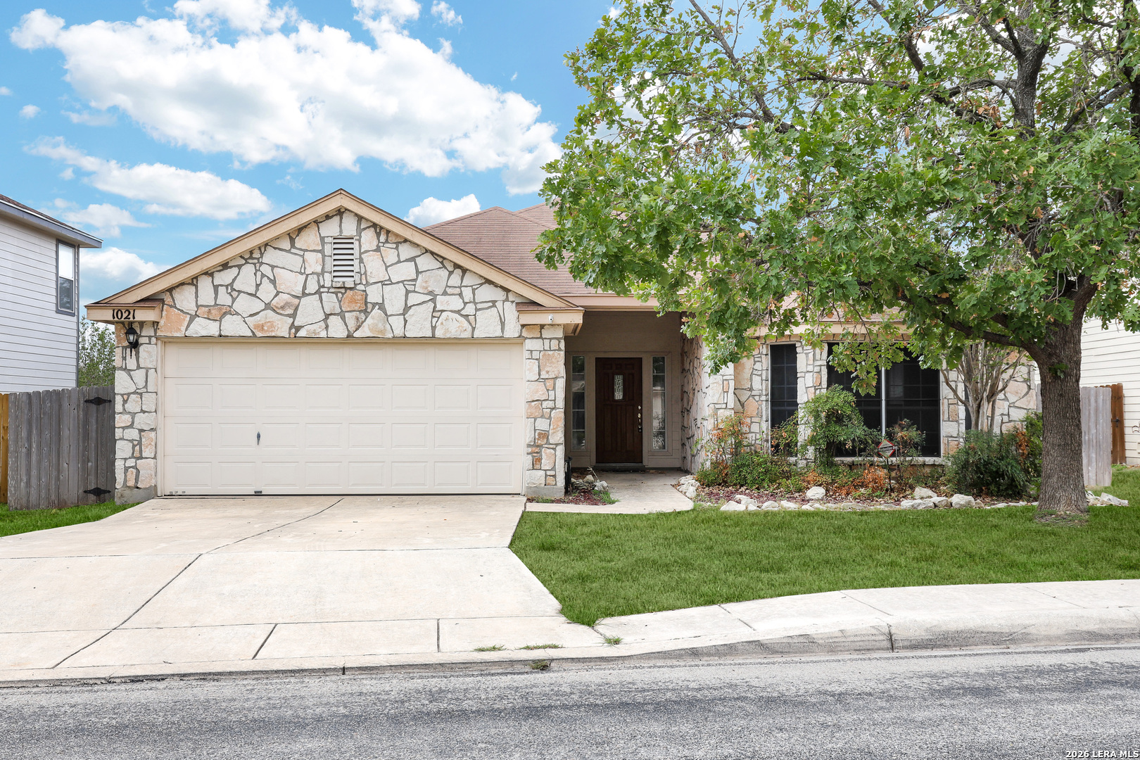 1021 Lynx Bend San Antonio TX 78251