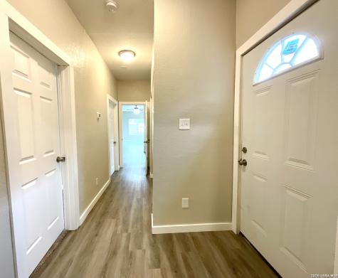 230 Micklejohn San Antonio TX 78207