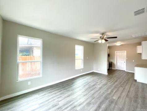 230 Micklejohn San Antonio TX 78207