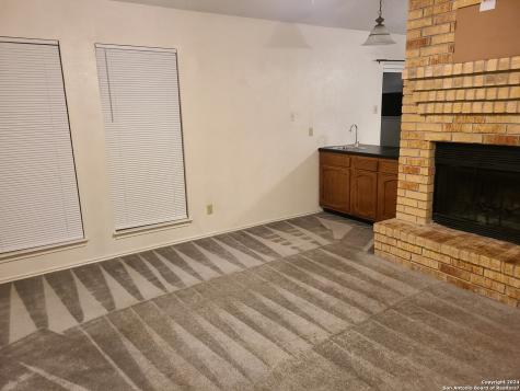 620 Fern Meadow Universal City TX 78148