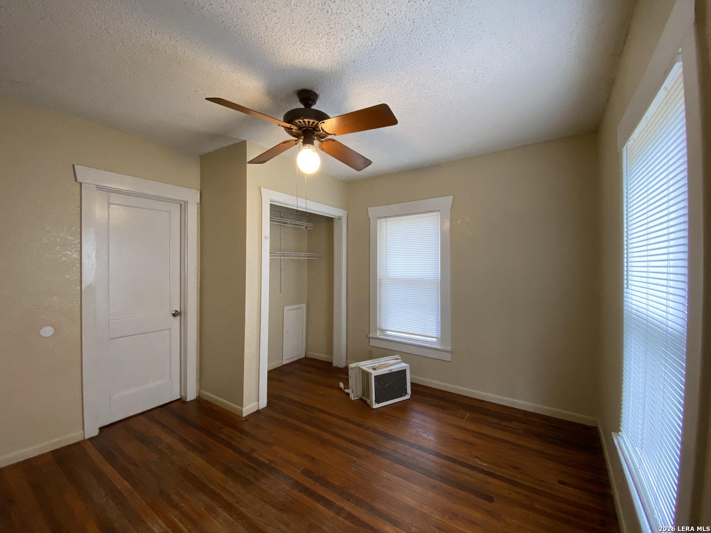 414 W Johnson Street Pleasanton TX 78064