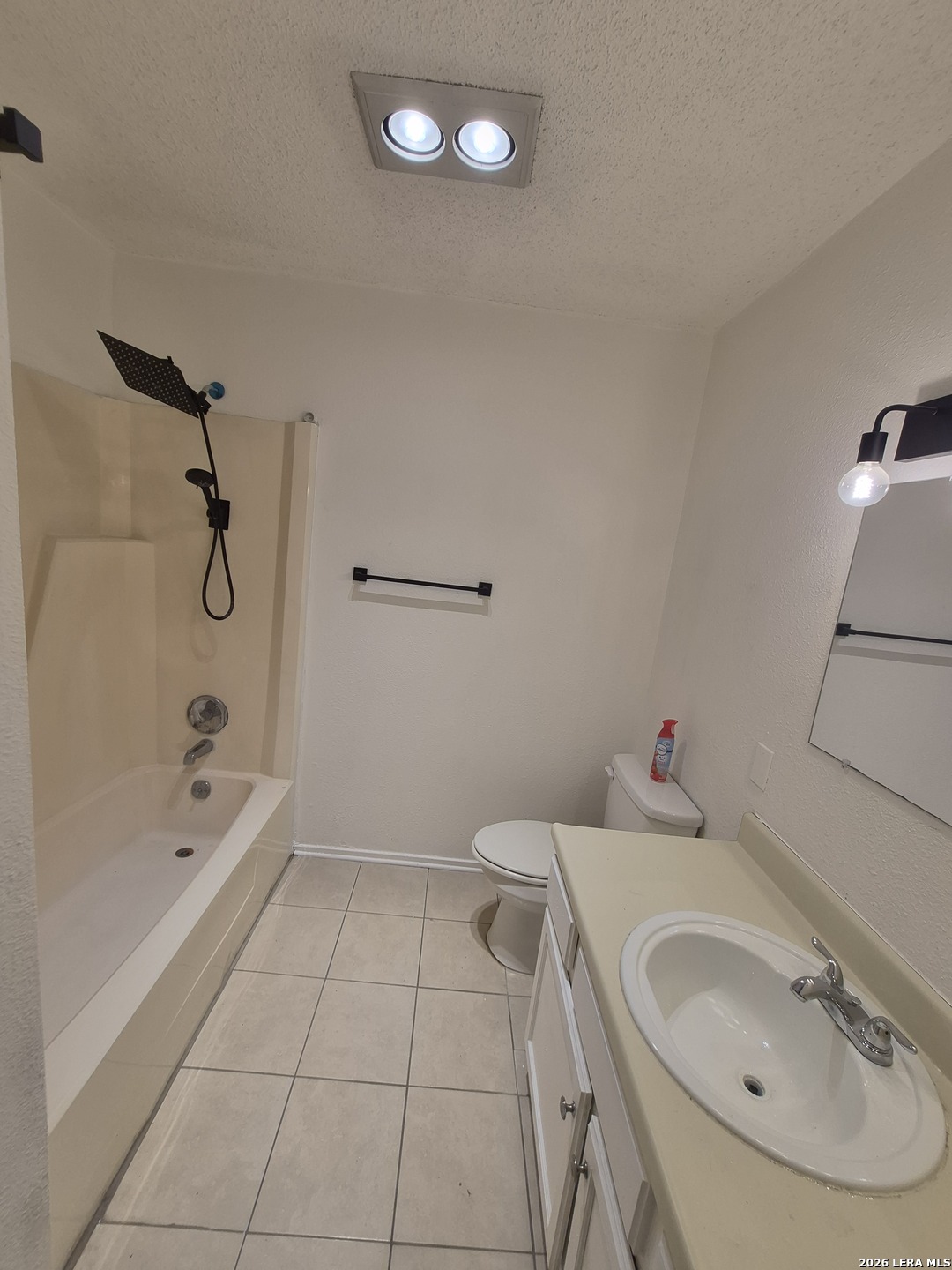 13136 Los Espanada Street San Antonio TX 78233