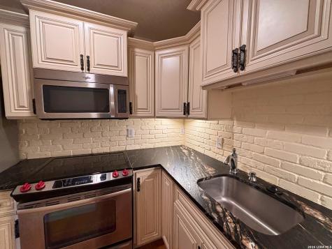 7709 Broadway San Antonio TX 78209