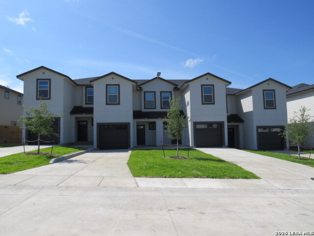 8402 Via Pisa San Antonio TX 78227