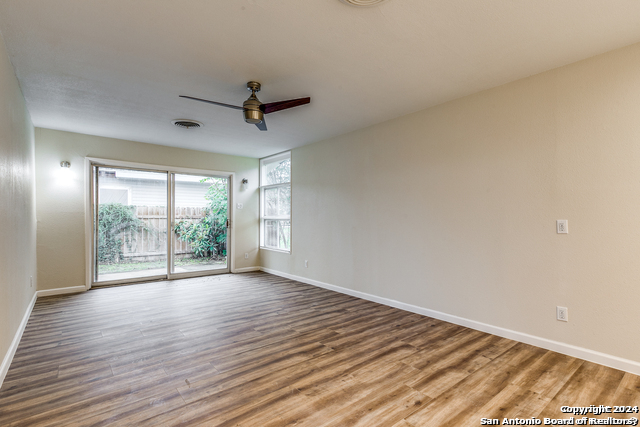 511 E Hathaway Drive San Antonio TX 78209