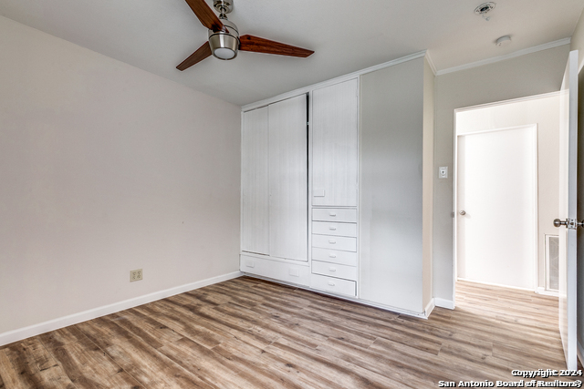 511 E Hathaway Drive San Antonio TX 78209